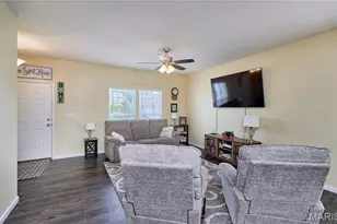 212 Barrington Ridge Ln, Wentzville, MO 63385 - Photo 5