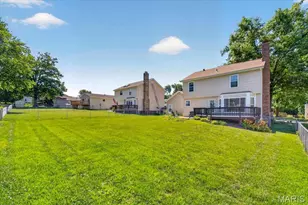 2739 Cripple Creek Dr, Oakville, MO 63129 - Photo 33