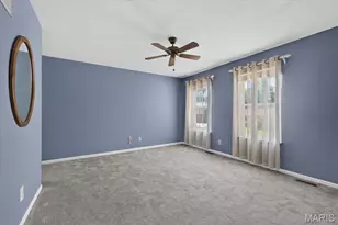 2739 Cripple Creek Dr, Oakville, MO 63129 - Photo 15