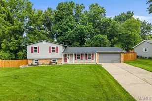 9 Linda Ln, Saint Peters, MO 63376 - Photo 1