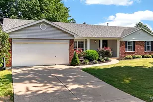 1018 Harvest Home Cir, Saint Charles, MO 63304 - Photo 45