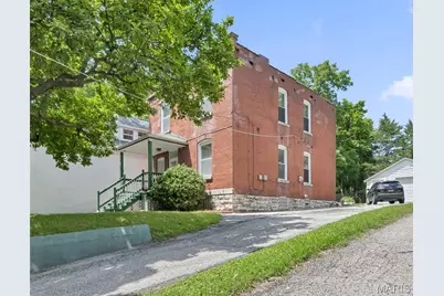 6851 Garner Avenue, Saint Louis, MO 63139 - Photo 1