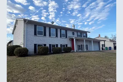2290 Montagne Drive, Florissant, MO 63033 - Photo 1