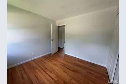 2290 Montagne Drive, Florissant, MO 63033 - Photo 17