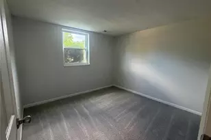 2290 Montagne Dr, Florissant, MO 63033 - Photo 9
