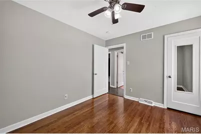 1155 Saint Matthew Drive, Florissant, MO 63031 - Photo 9