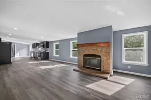25205 Ranch Dr, Lebanon, MO 65536 - Photo 5