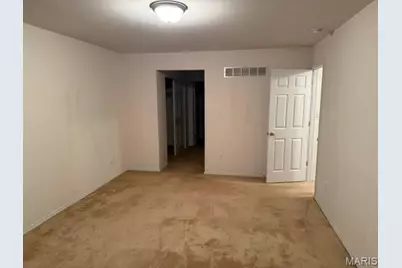 4329 Hollow Brook Court, Florissant, MO 63034 - Photo 5
