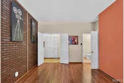 4317 Lindell Boulevard #D, Saint Louis, MO 63108 - Photo 19