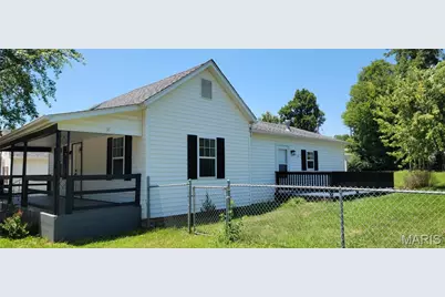 405 S Vandervoot Street, Desloge, MO 63601 - Photo 1