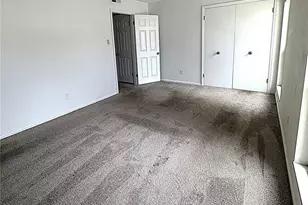 4243 Forest De Ville Dr, Oakville, MO 63129 - Photo 15