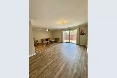 4243 Forest De Ville Drive, Oakville, MO 63129 - Photo 9