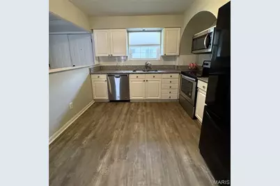 4243 Forest De Ville Drive, Oakville, MO 63129 - Photo 5