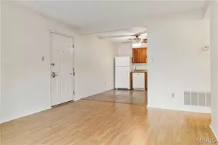 7611 Triwoods Dr, Shrewsbury, MO 63119 - Photo 5