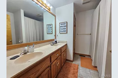 31050 Oak Ridge Drive, Lebanon, MO 65536 - Photo 35