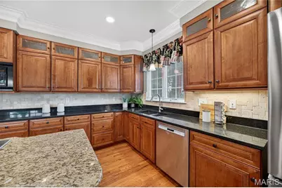 706 Abbottsford Court, Lake Saint Louis, MO 63367 - Photo 17
