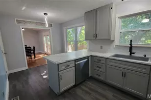 2018 San Pedro Dr, Unincorporated, MO 63010 - Photo 7