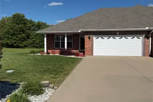 1316 Dara Dr, Lebanon, MO 65536 - Photo 3