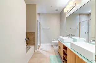 9 N Euclid Ave, Saint Louis, MO 63108 - Photo 15