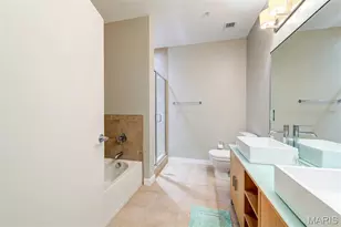9 N Euclid Ave, Saint Louis, MO 63108 - Photo 17