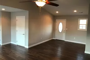 463 Honeysuckle Creek Dr, Wentzville, MO 63385 - Photo 3