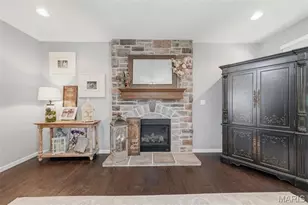327 Hyde Park Ave, Wentzville, MO 63385 - Photo 21