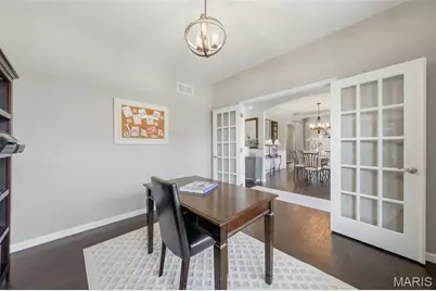 327 Hyde Park Avenue, Wentzville, MO 63385 - Photo 13