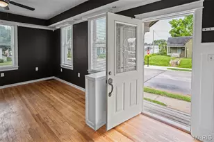 329 Houston St, Saint Charles, MO 63301 - Photo 5