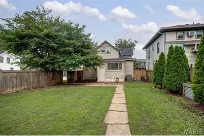 329 Houston Street, Saint Charles, MO 63301 - Photo 47