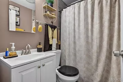 2565 Narraganset Drive, Florissant, MO 63033 - Photo 17