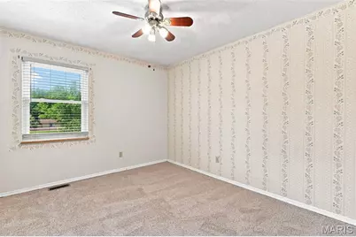 3927 Summerfield Parkway, Saint Charles, MO 63304 - Photo 25