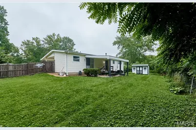 1800 Apple Blossom Court, Florissant, MO 63031 - Photo 45