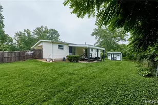 1800 Apple Blossom Ct, Florissant, MO 63031 - Photo 45