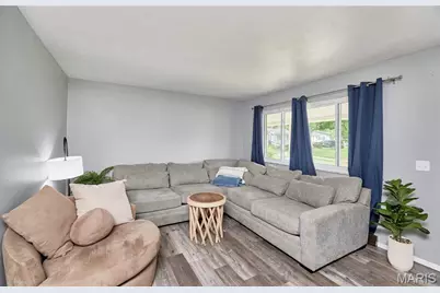 1800 Apple Blossom Court, Florissant, MO 63031 - Photo 5