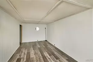 1800 Apple Blossom Ct, Florissant, MO 63031 - Photo 37