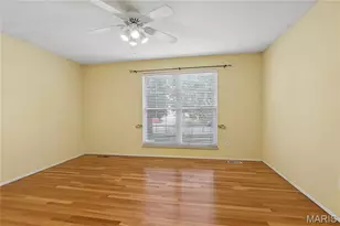 297 Village Mead Dr, Ballwin, MO 63021 - Photo 5