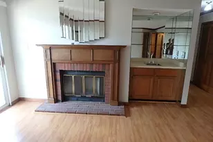 415 Shirley Ridge Dr, Saint Charles, MO 63304 - Photo 9