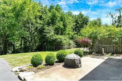 650 Towerwood Drive, Ballwin, MO 63021 - Photo 11