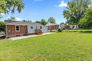 9353 Laramie Dr, Bellefontaine Neighbors, MO 63137 - Photo 21
