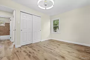 9353 Laramie Dr, Bellefontaine Neighbors, MO 63137 - Photo 13