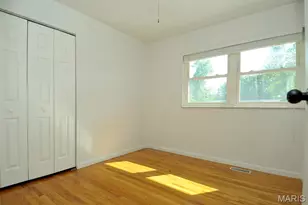 4921 Brockwood Dr, Saint Louis, MO 63128 - Photo 23