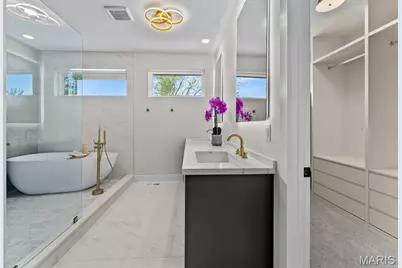 4513 Du Bourg Lane, Saint Louis, MO 63128 - Photo 19