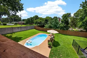 1120 Hollin Ct, Saint Louis, MO 63131 - Photo 39