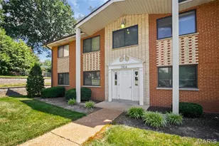 7814 Sunray Ln, Crestwood, MO 63123 - Photo 1