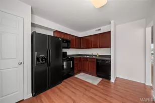 1934 Greenpoint Dr, Kirkwood, MO 63122 - Photo 11