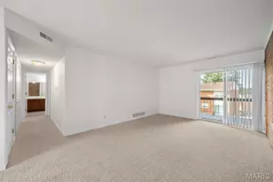 1934 Greenpoint Dr, Kirkwood, MO 63122 - Photo 7