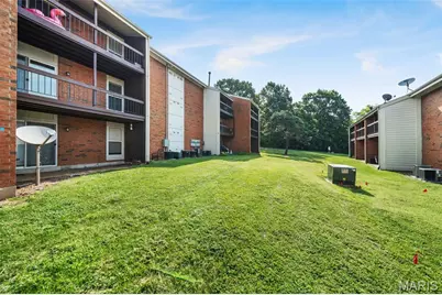 1934 Greenpoint Drive #203, Kirkwood, MO 63122 - Photo 23