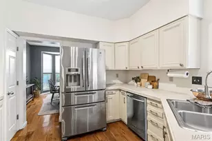 4157 Westminster Pl, Saint Louis, MO 63108 - Photo 23