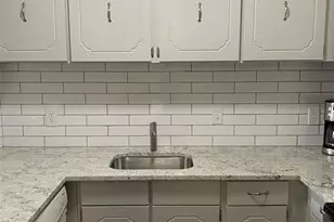 1190 Calley Dr, Saint Louis, MO 63125 - Photo 7