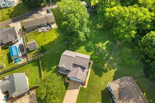 1016 Cross Creek Dr, Imperial, MO 63052 - Photo 3